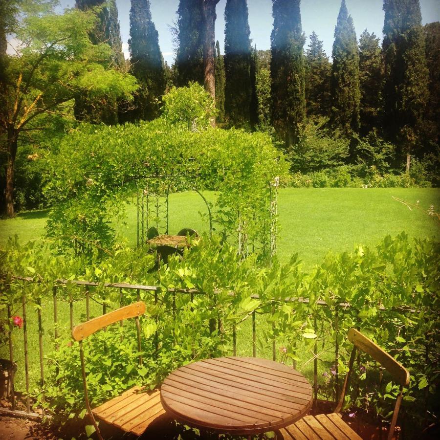 Al Giardino Degli Etruschi Guest House Chiusi Exterior photo